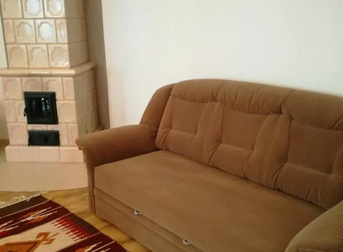 Hanga Apartman, Кёсег